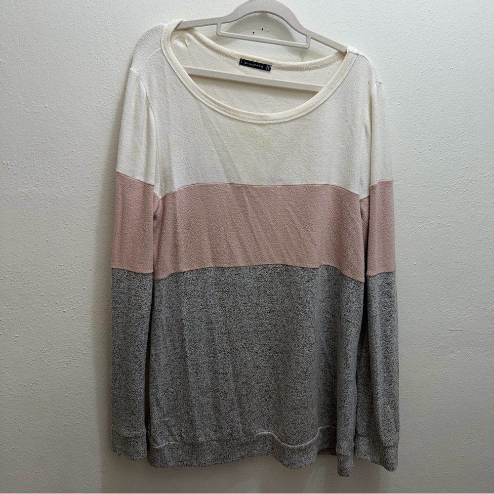 NanaMacs Sweater Size Medium